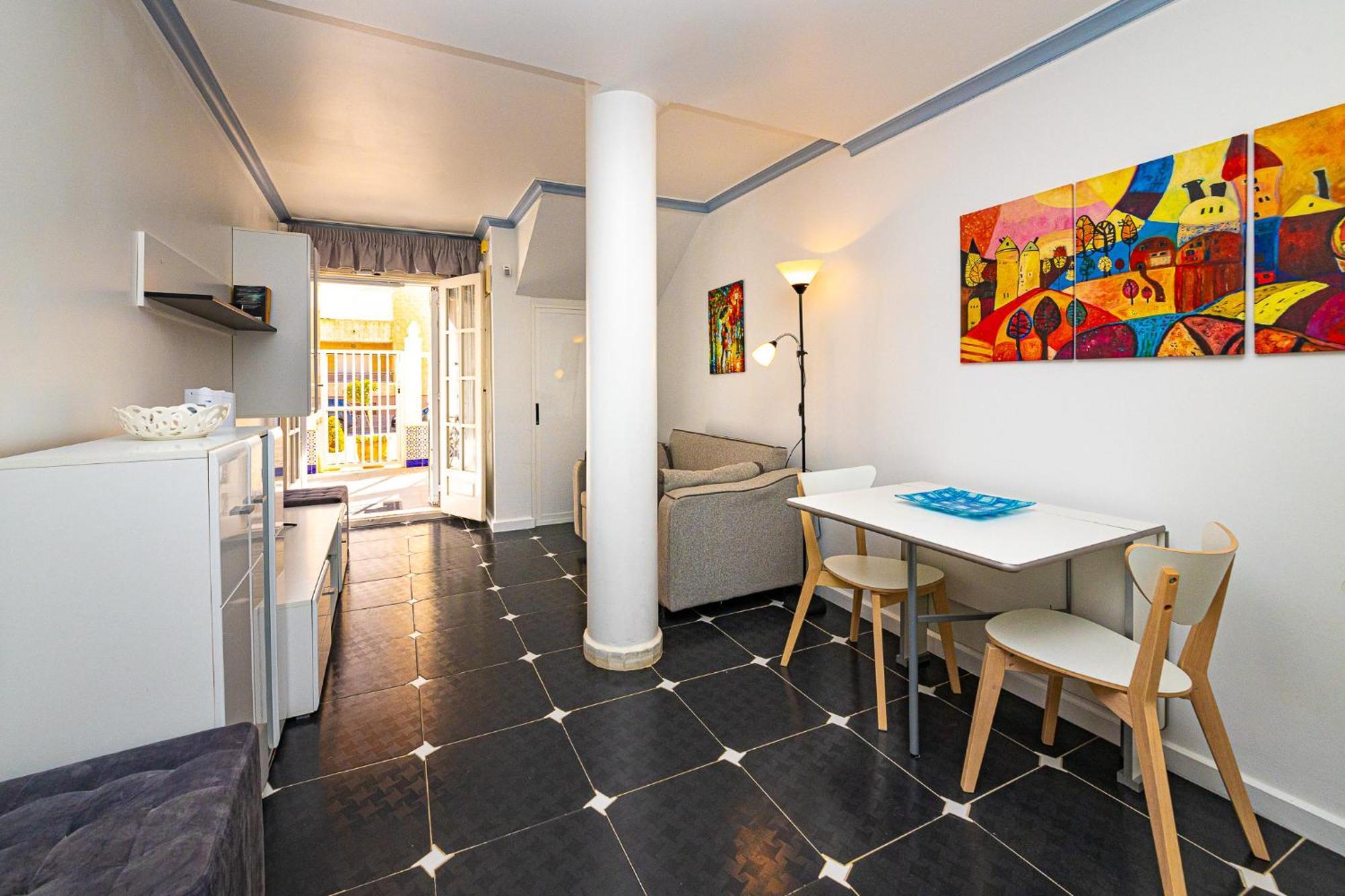 Puerto 21 - Gloriahomes Inmobiliaria La Mata (Torrevieja)